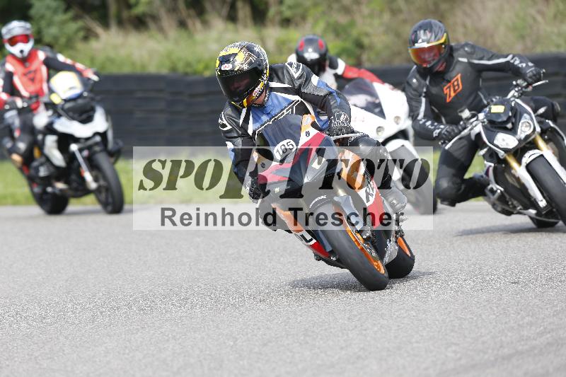 /Archiv-2025/53 16.09.2025 Track Day Domi Aegerter ADR/Gruppe gelb/105